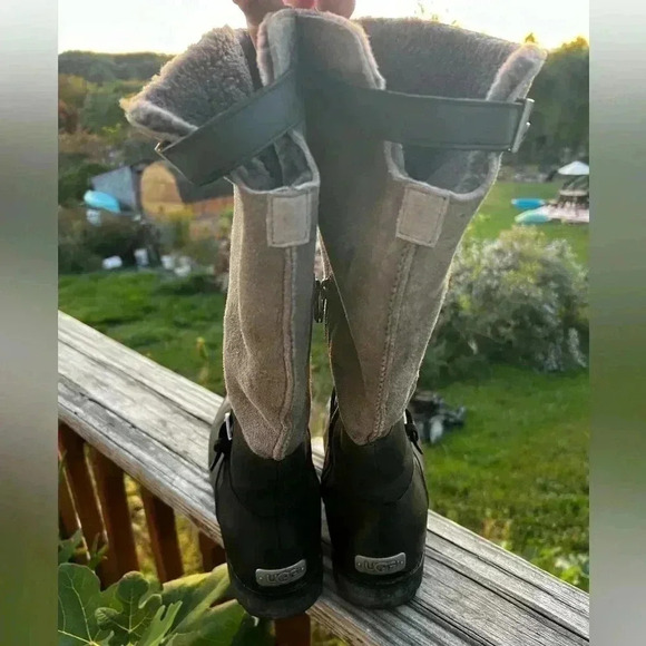 UGG Daleane Boots In Black & Charcoal Gray Womens Size 10 Leather/Shearl… - Picture 5 of 13